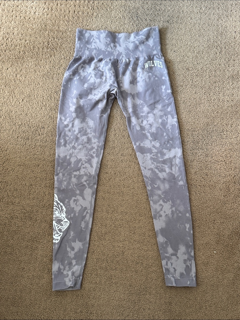 Darc Sport Gray Tie-Dye Wolves High-Waist Leggings